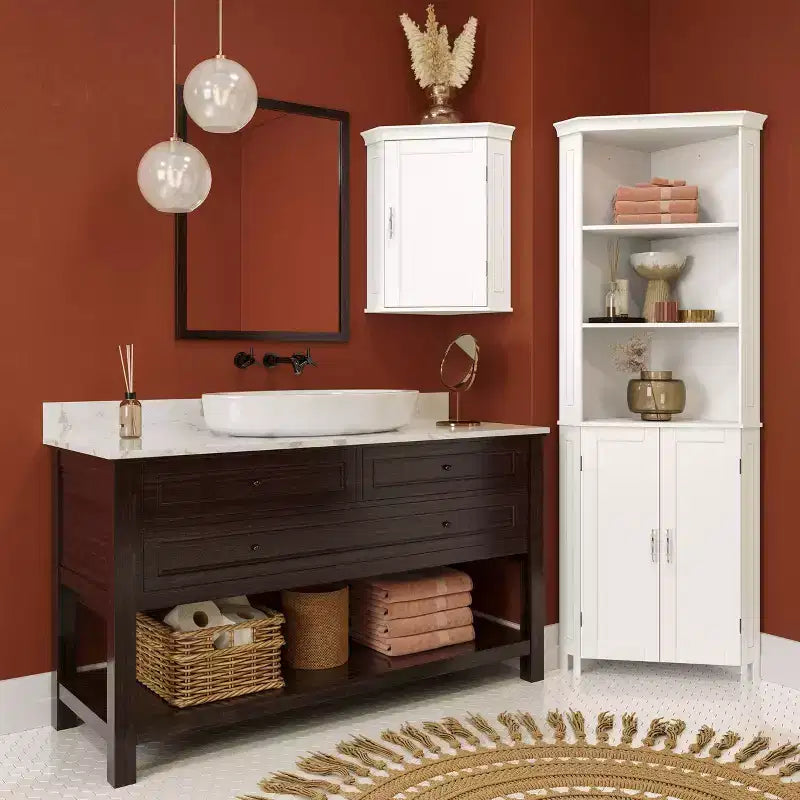 Mobiletto angolare per bagno Somerset con ante e ripiano regolabile - Bianco