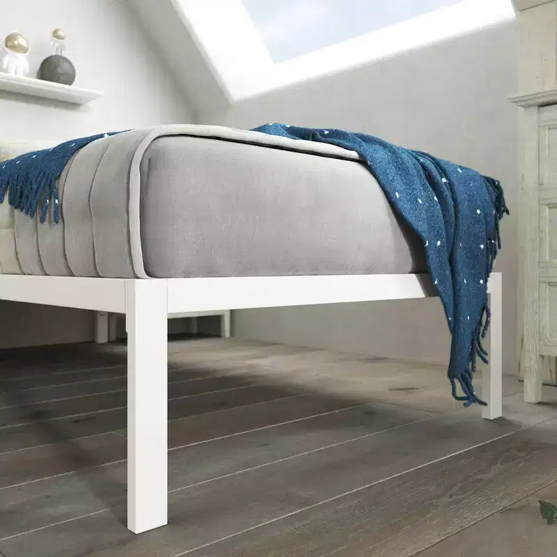 Mia 14 Struttura letto a piattaforma in metallo bianca